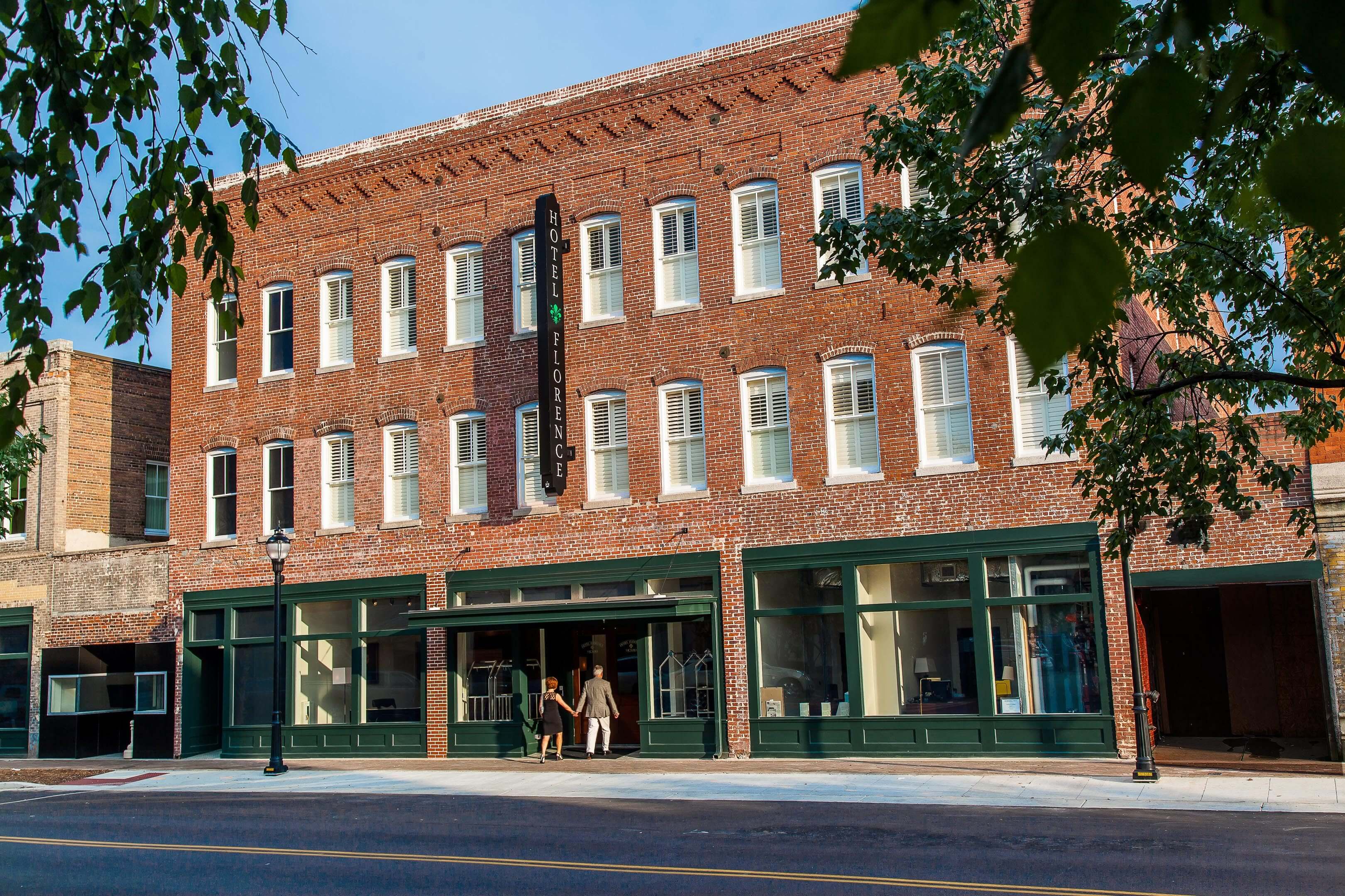Hotel Florence & Victors Bistro - Exterior Photo