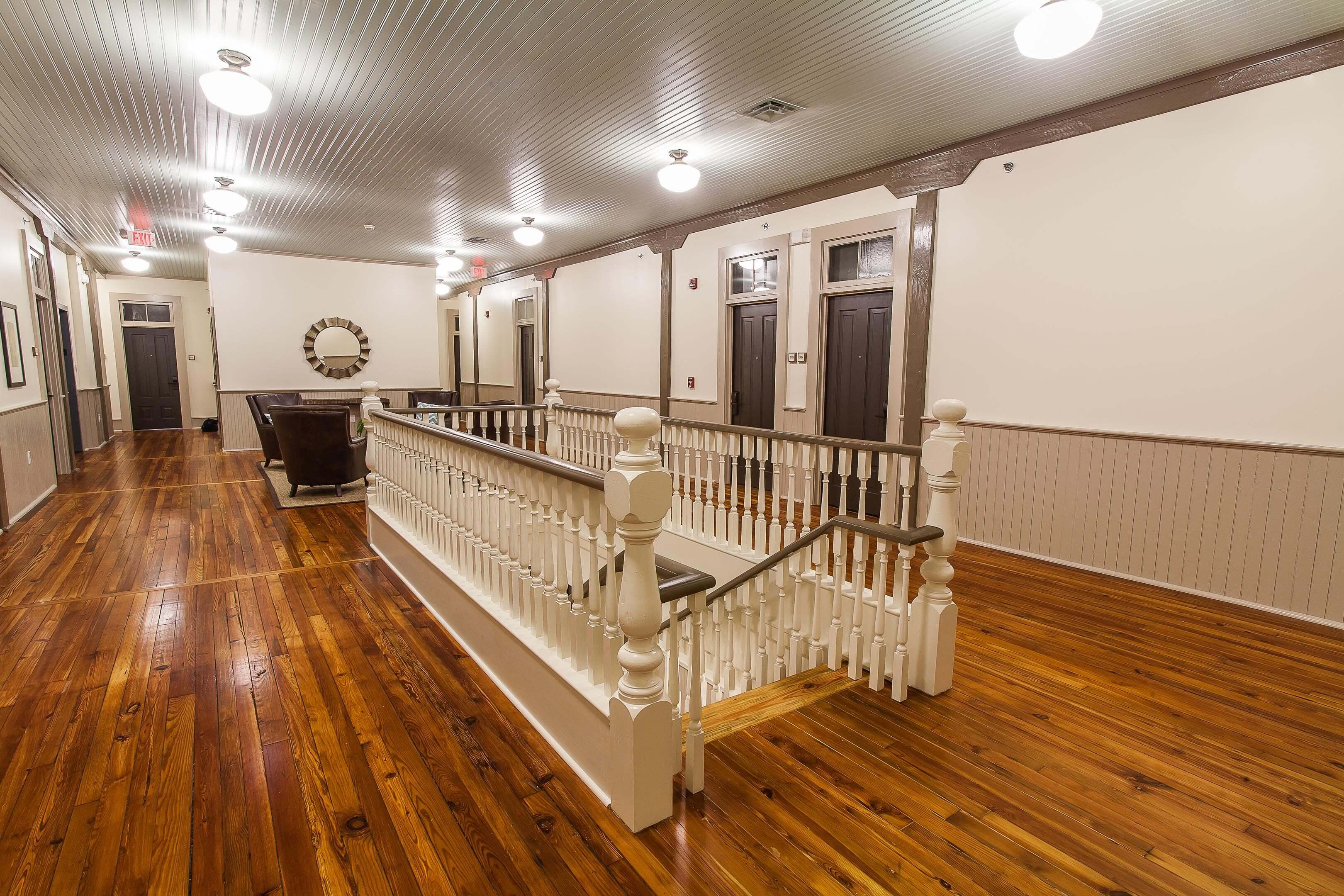 Hotel Florence & Victors Bistro - Interior Photo